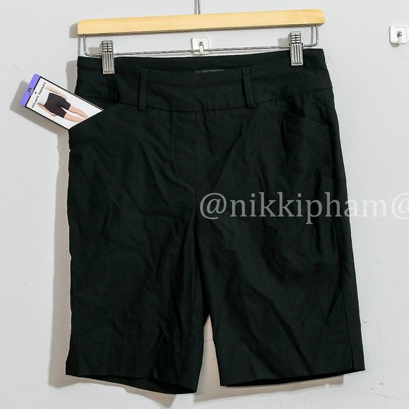 Hilary Radley Ladies' Stretch Pull-On Bermuda Short - Picture 2 of 8